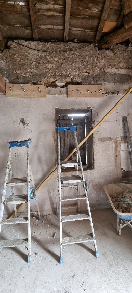 Ouverture mur en moellon placage pierre