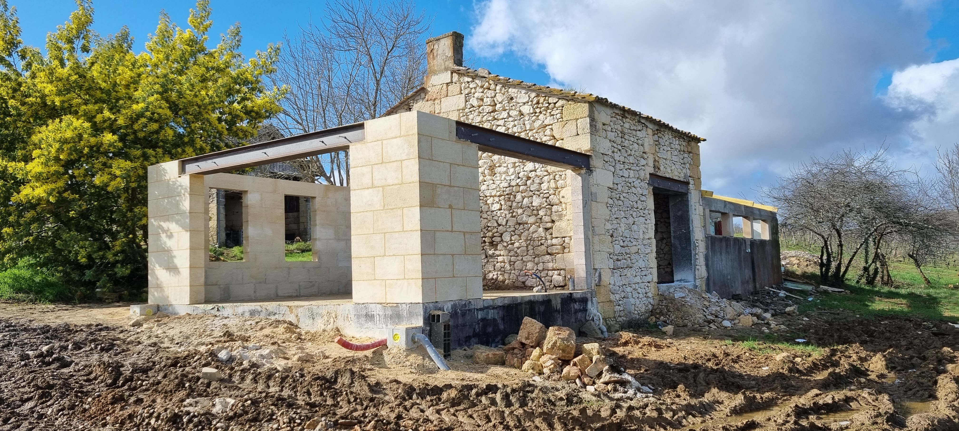 Extension en pierre de taille + pose IPE300
