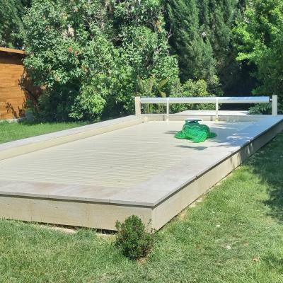 Finition parement pierre naturel/Travertin piscine Fronsac