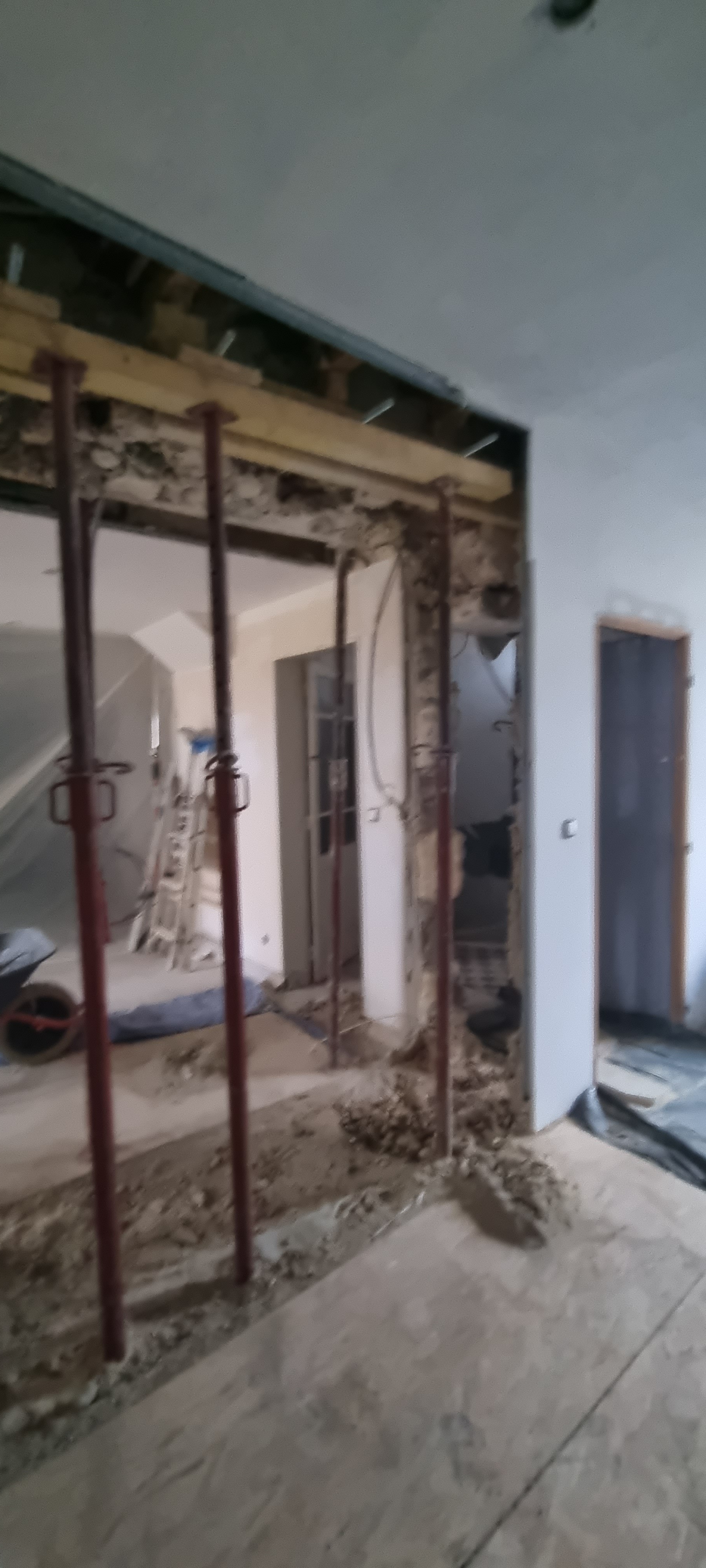 Ouverture d'un mur de refend intérieur en moellon/pierre 65cmep 
