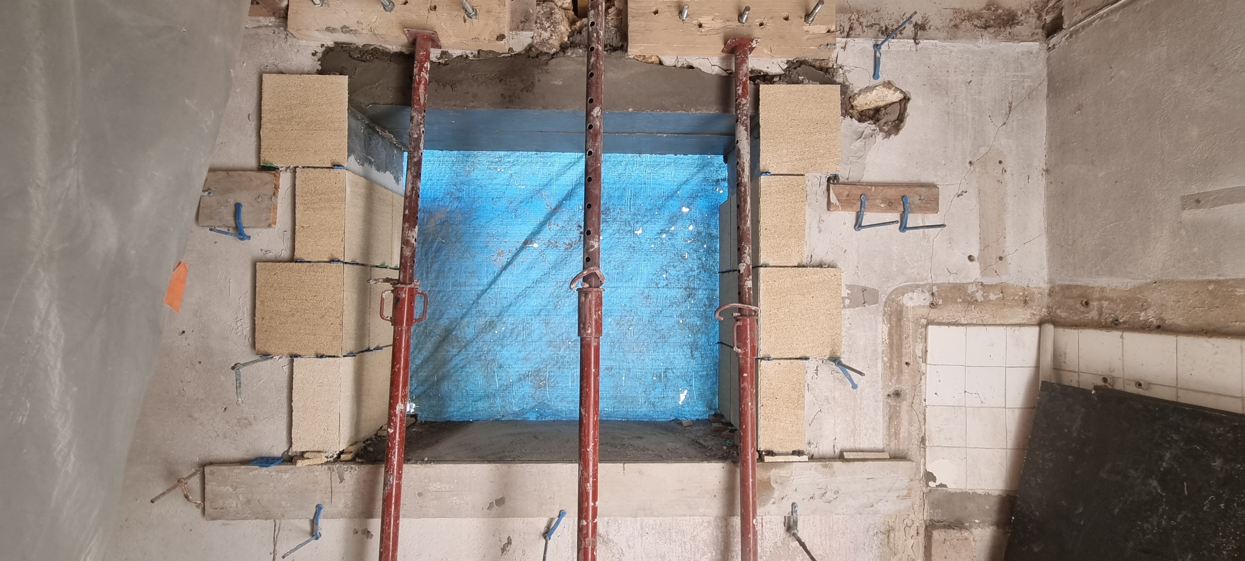 Ouverture mur en moellon placage pierre